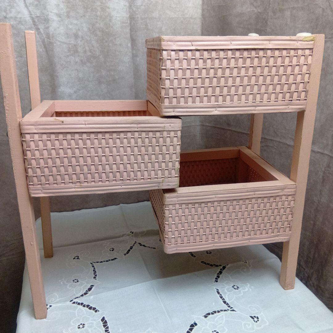 ♥夏の大特価Sale♥アメリカ製ヴィンテージ　ピンクの可愛い折りたたみ式飾り棚♥