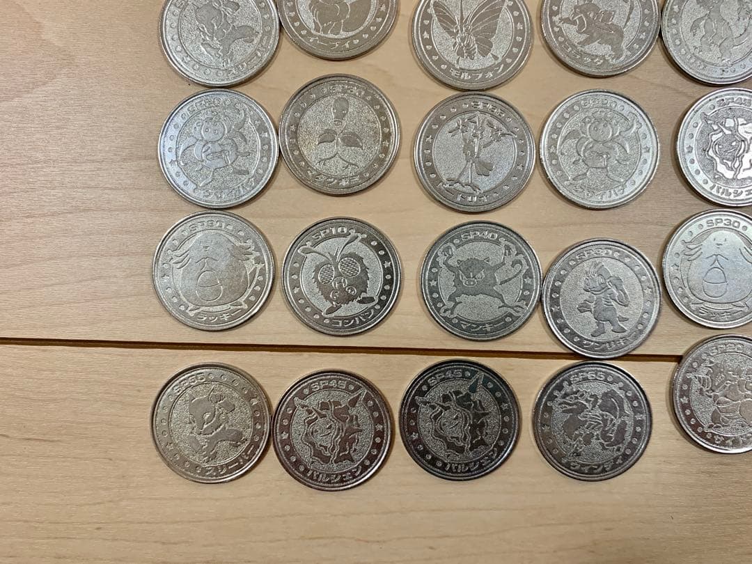 超希少　レトロ　ポケモン　バトルメダル　74枚まとめ売りフォルダー付