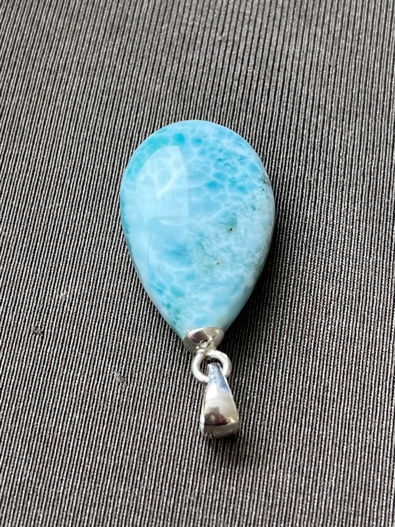 天然石☆品質良し！ラリマーしずく型ペンダントップ☆ラリマーらしい模様が美しい！
