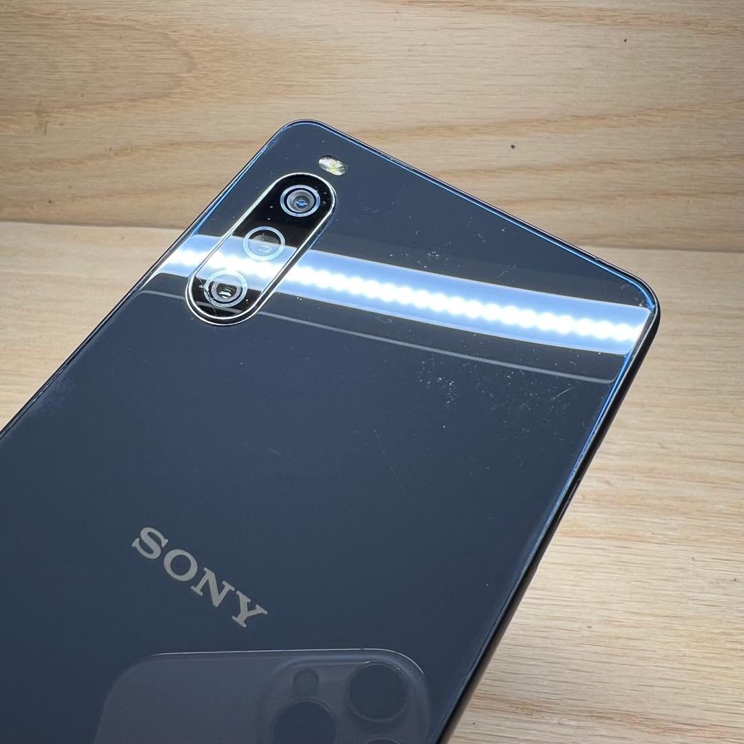 「ジャンク」 SONY Xperia 10 iii SOG04本体画面割れ　K7