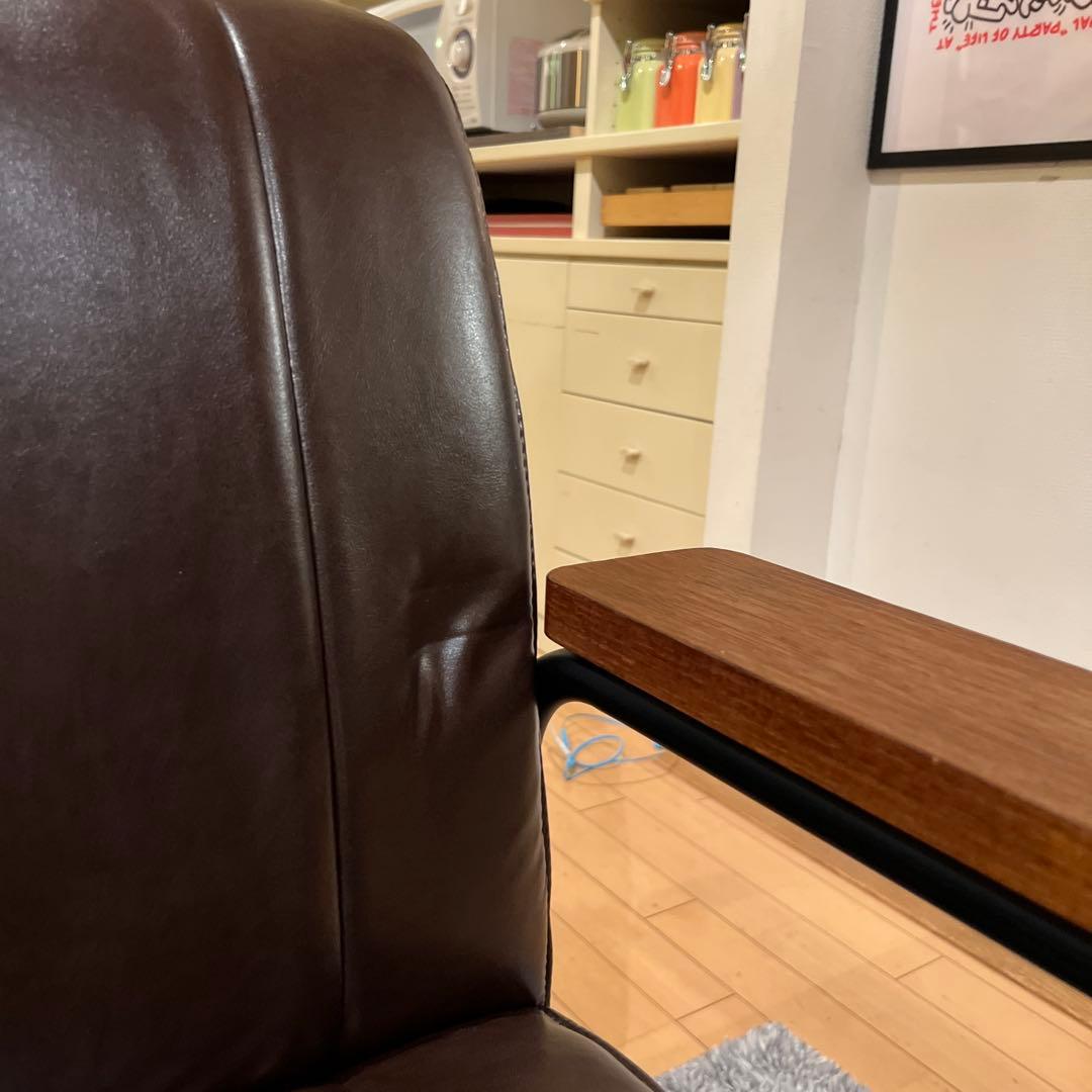 ニトリ　2人掛けソファ 合皮タイプ (ステイン2KD Nシールド DBR)