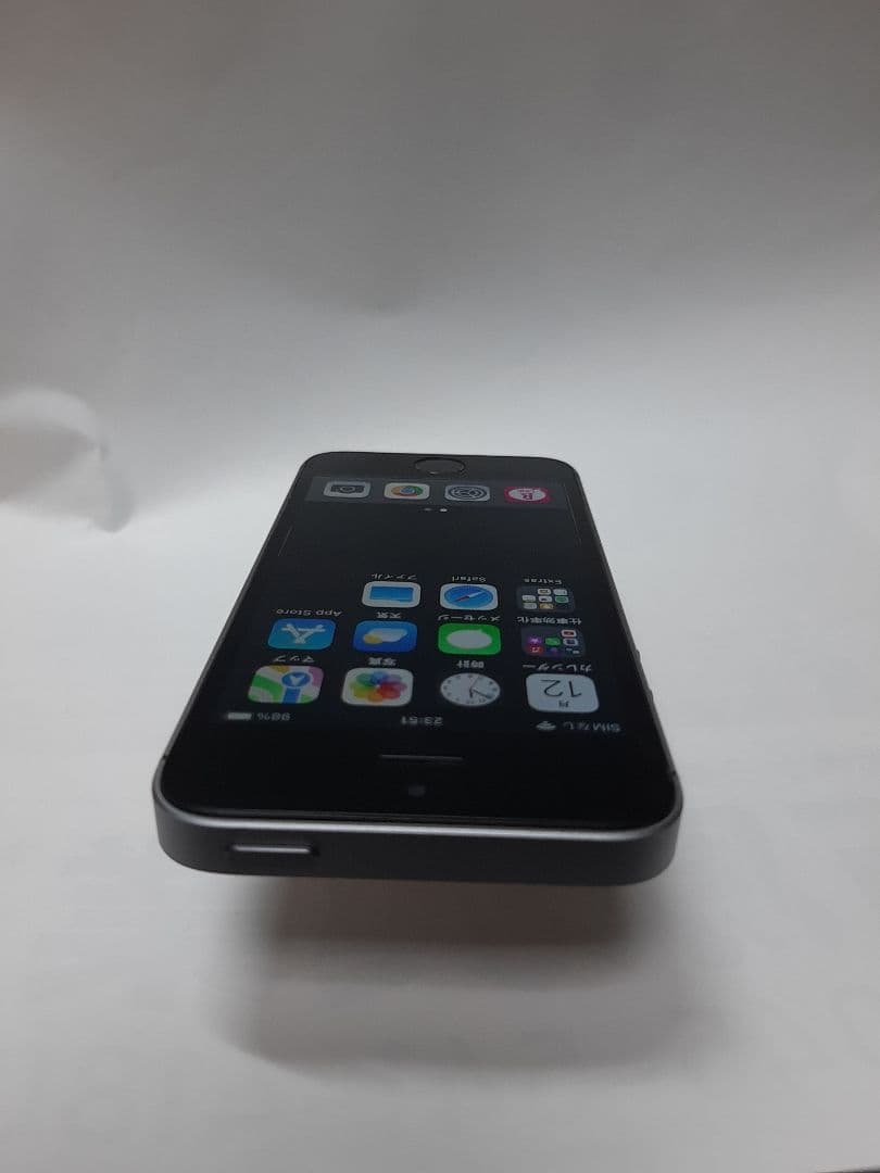 iPhone SE 　第一世代