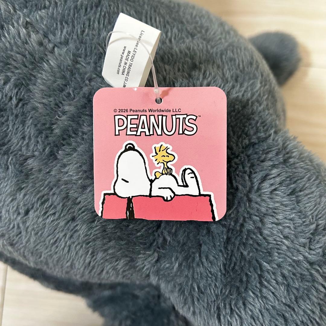 スヌーピーぬいぐるみ　黒・グレー