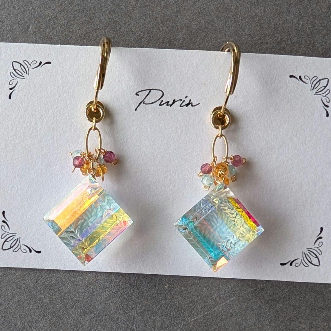 ポメころび様 水晶 コンケーブカットブーケピアス