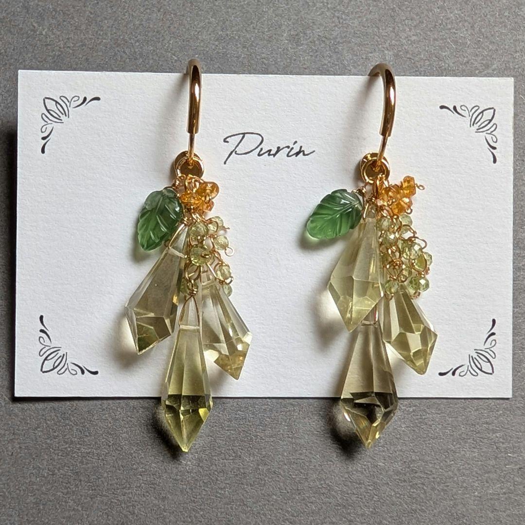 ポメころび様 水晶 コンケーブカットブーケピアス