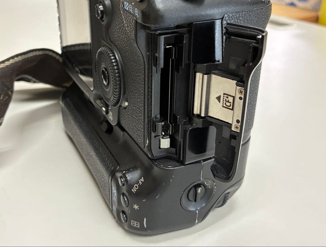 EOS 5D Mark II BG-E6付き ジャンク品