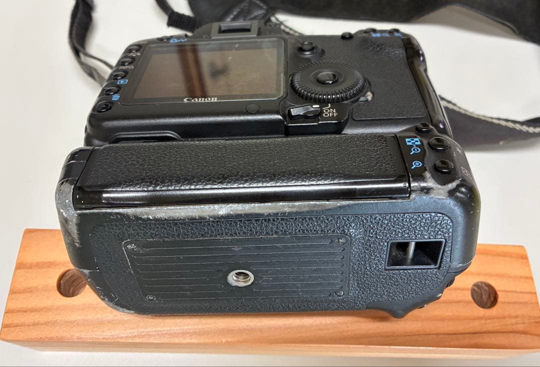 EOS 5D Mark II BG-E6付き ジャンク品