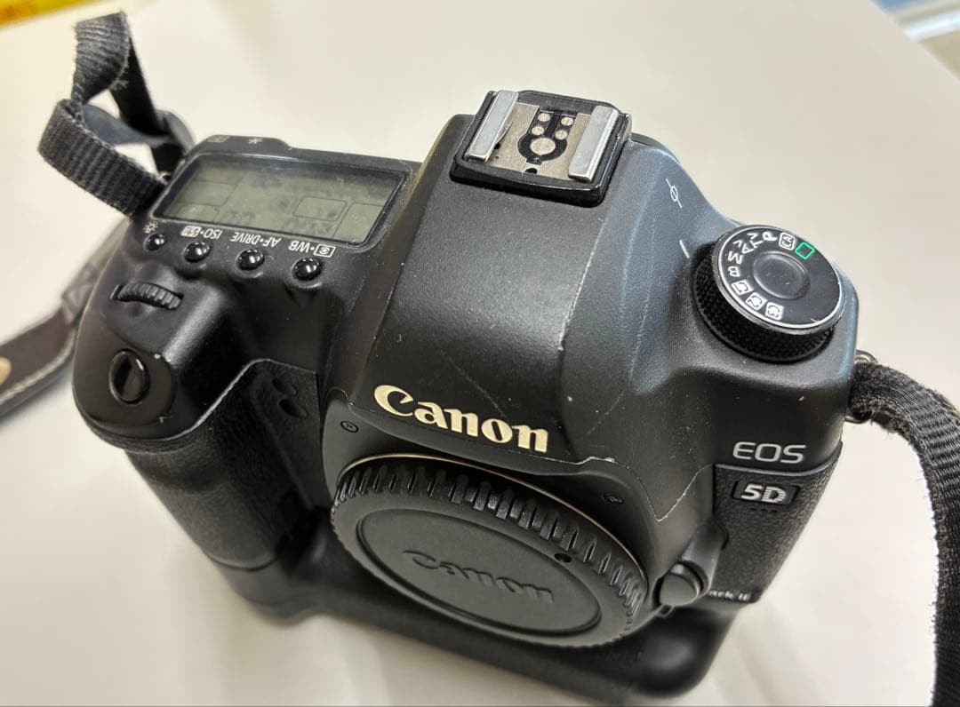 EOS 5D Mark II BG-E6付き ジャンク品