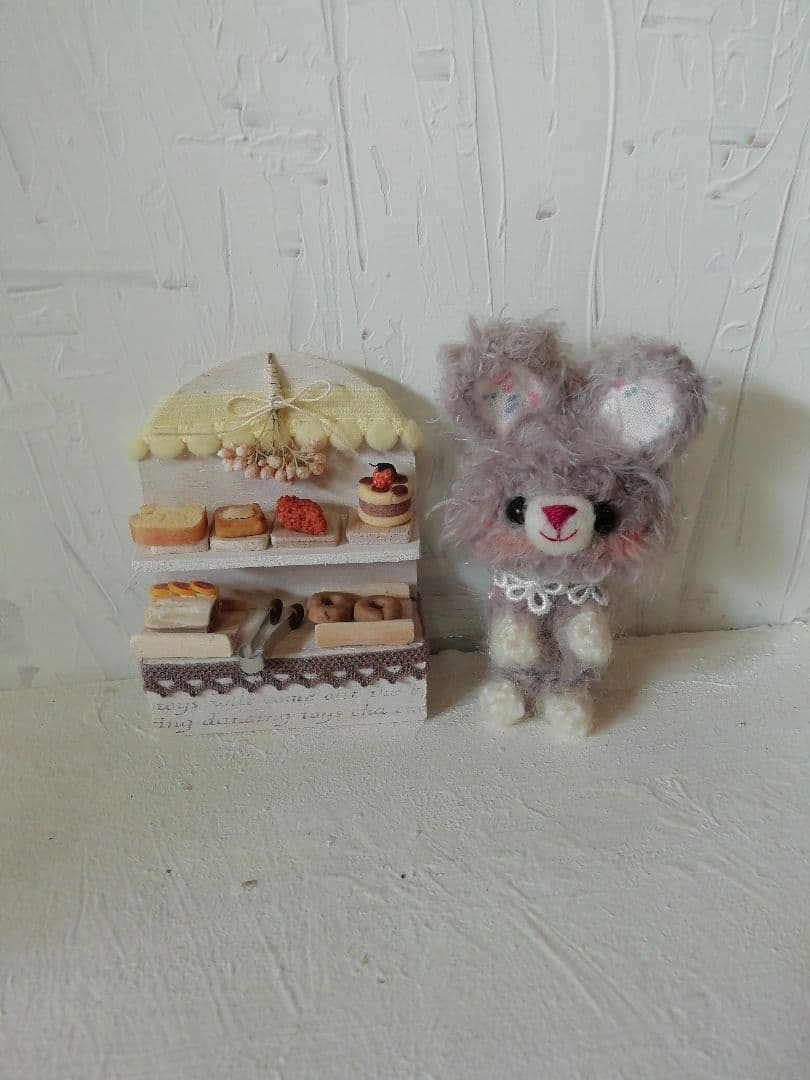 ◎グレーうさぎさん△森のパン屋さんへ◎