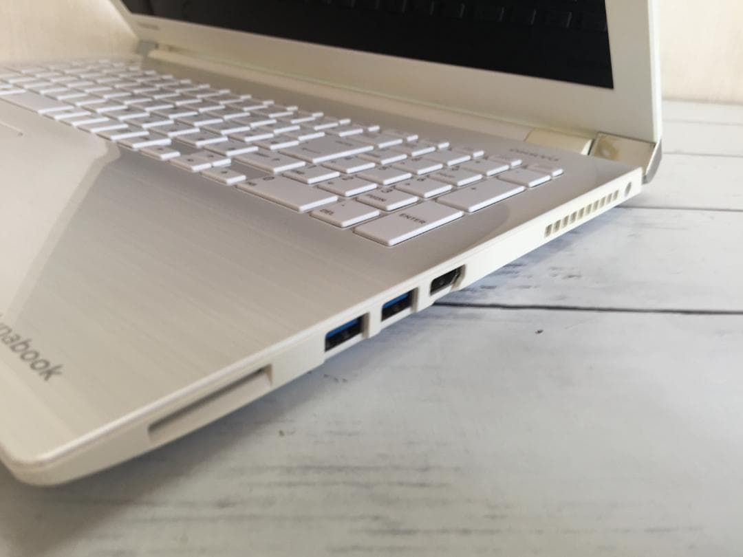 直ぐ使える dynabook AZ25 15.6型/8G/Office/Win