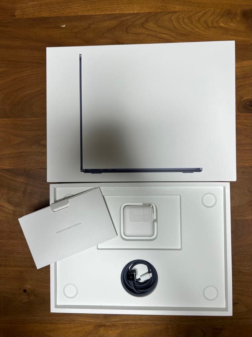 ほぼ未使用❗️MacBook Air 2022 M2 16GB ミッドナイト