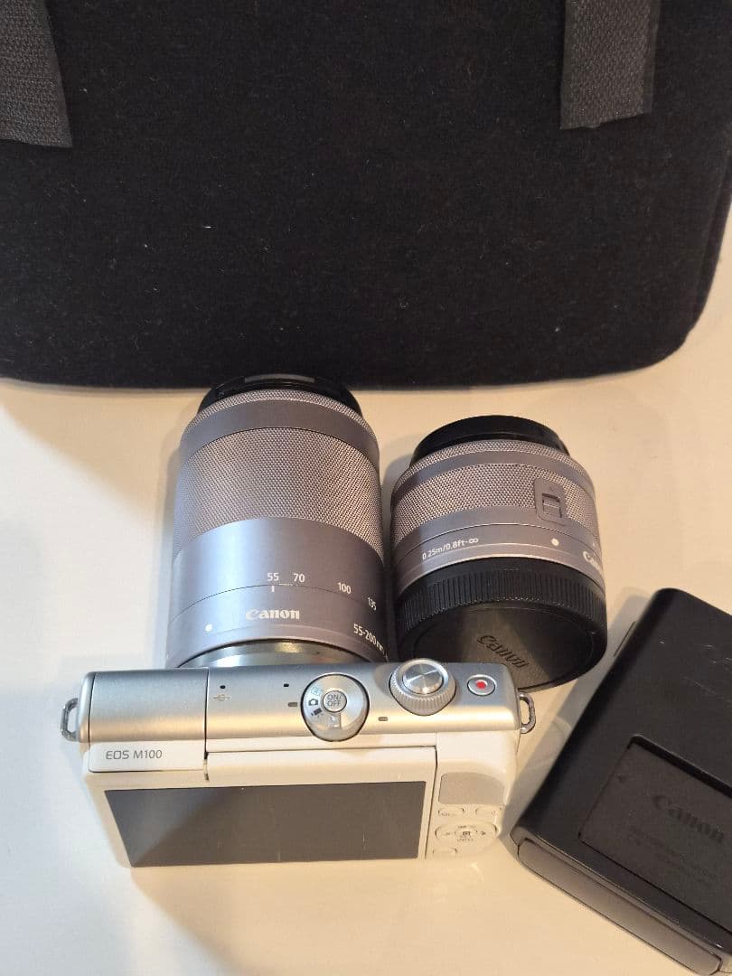 Canon EOS M100 ミラーレスカメラ シルバー 2本レンズ付き