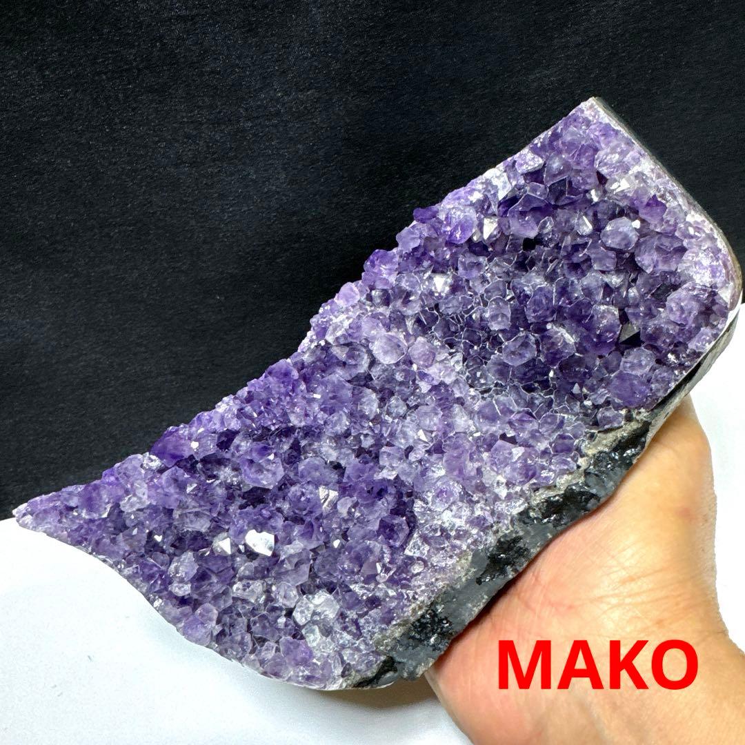 M1905☆アメジストクラスター1.8Kg☆ウルグアイ産☆N60202-A