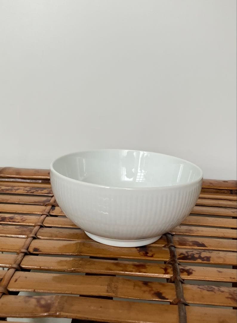 【美品】ロイヤルコペンハーゲン ホワイトフルーテッド ボウル 15cm