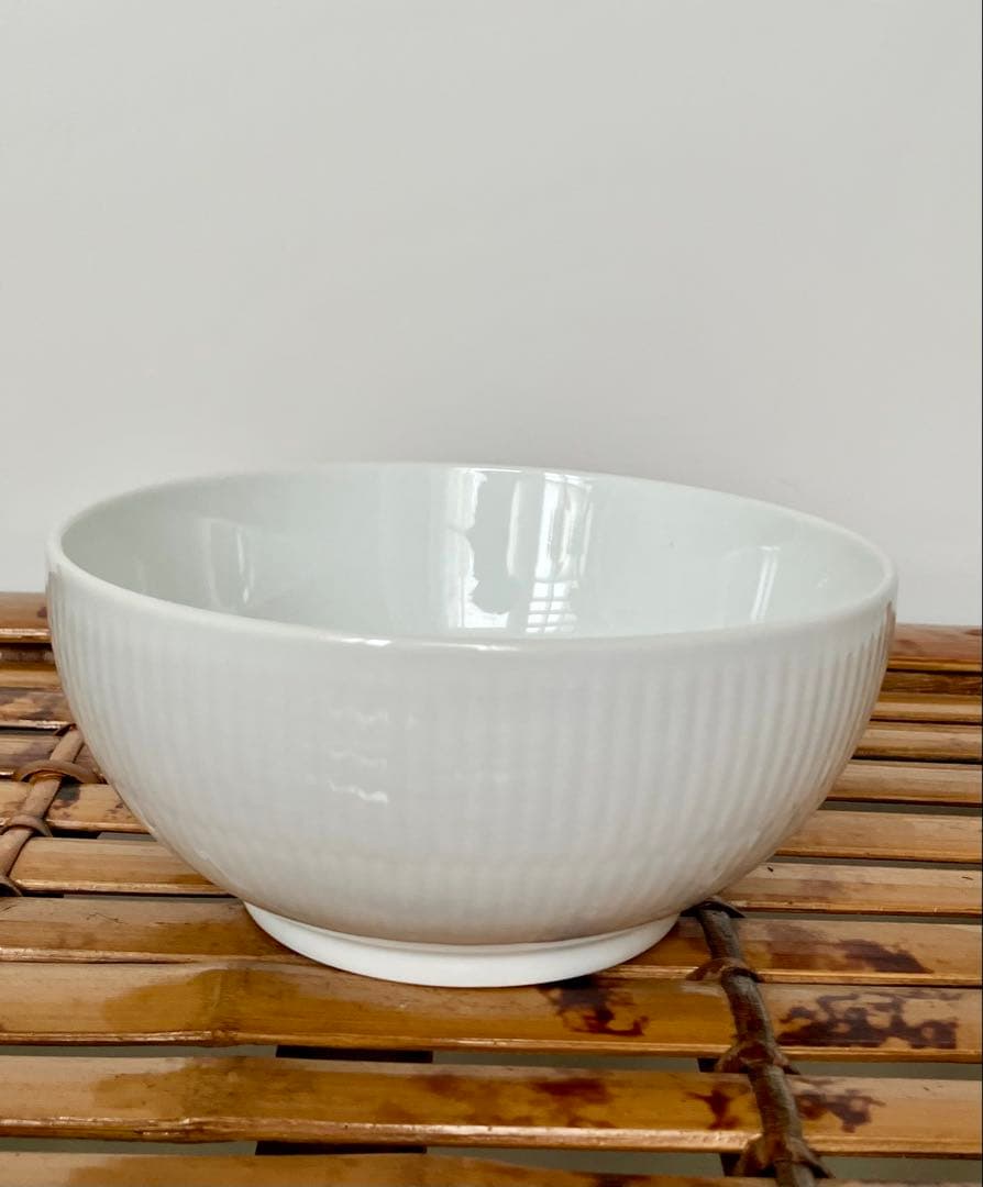 【美品】ロイヤルコペンハーゲン ホワイトフルーテッド ボウル 15cm