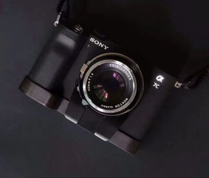 グリップエクステンション（黒檀/エボニー) SONY a7c用