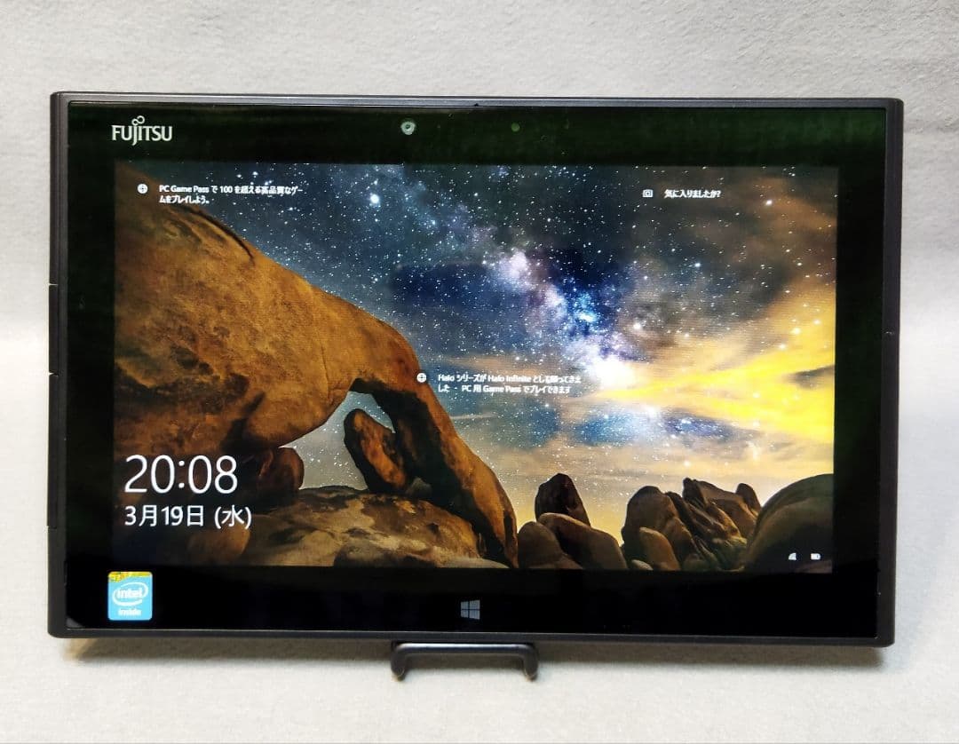 ARROWS Tab Q582 10インチ Windows10タブレット LTE