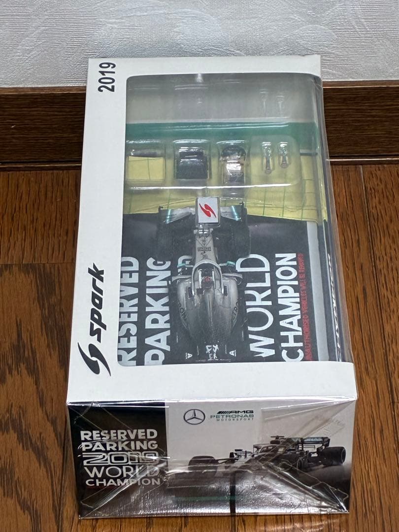 スパーク1/43メルセデスAMG W10 L.ハミルトン2019年WC