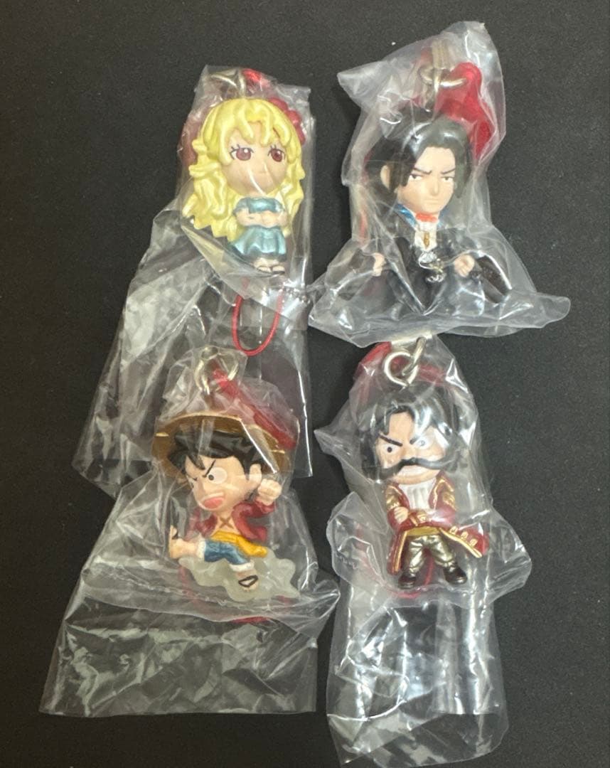 ワンピース　ストラップ　 限定メタリックカラー　コンプリート＋セピアカラー2種類