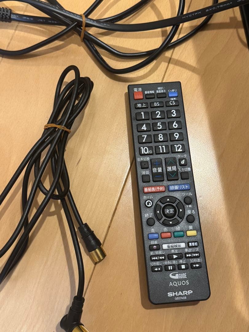 SHARP 32インチテレビ 2T-C32DE