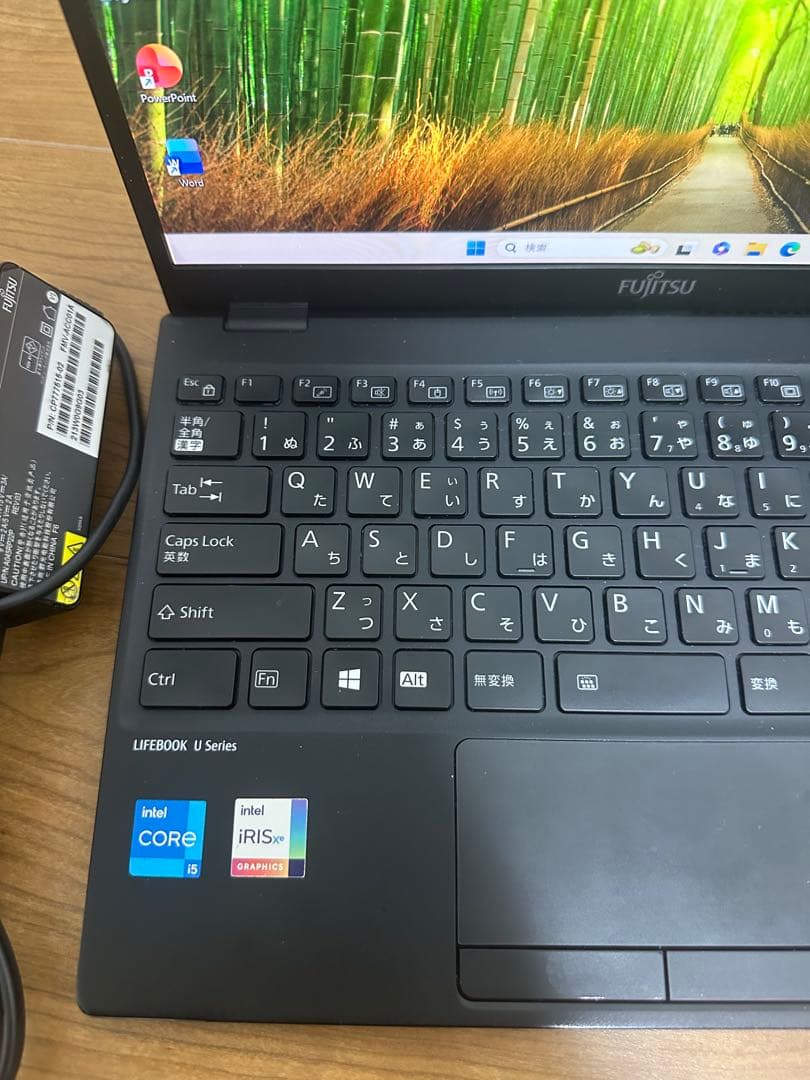 富士通U9311/F第11世代 i5SSD 256GBメモリ16GB☆ 指紋認証