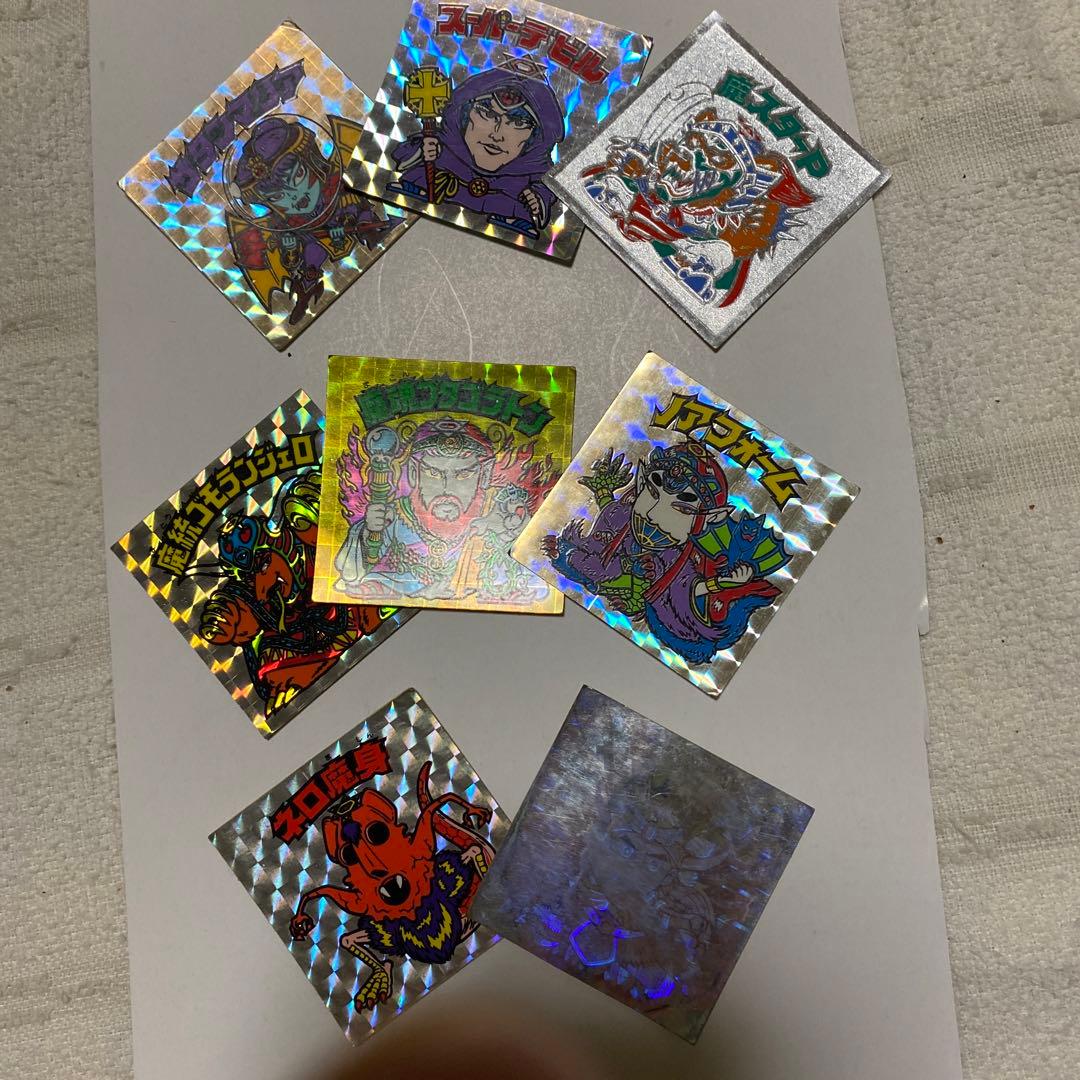 昔流行った旧ビックリマンチョコキンキラボスカード8枚です。何方かにお譲りします。