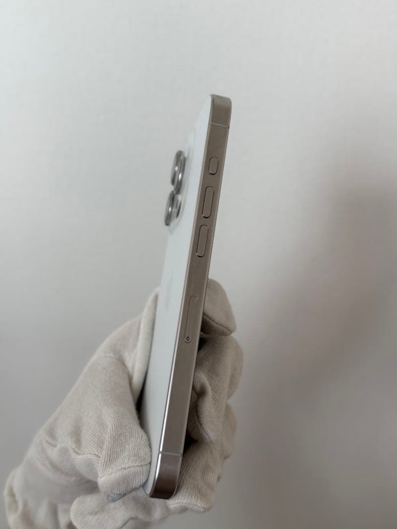 バッテリー交換済 iPhone15pro 256GB チタニウム 本体