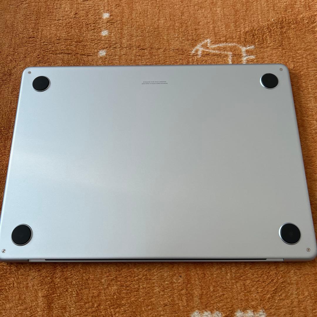 極美品MacBookAir M4 2025 13㌅250GB 16GB