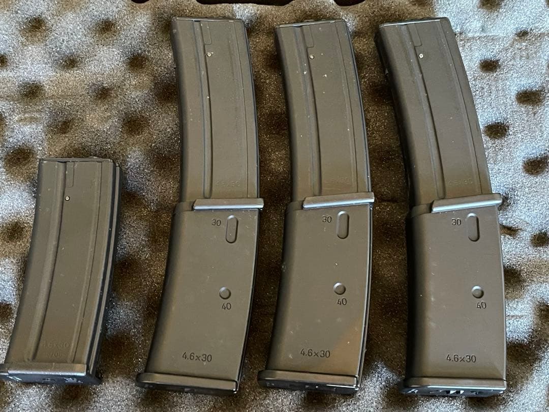 東京マルイ製 電動コンパクトマシンガン MP7A1 リポバッテリー仕様
