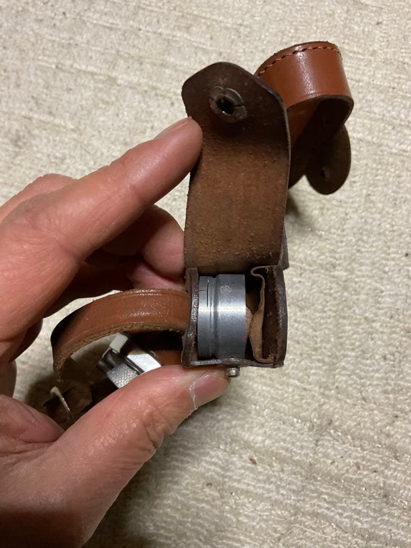 蛇腹式カメラ／コニレット　小西六写真工業株式会社。【取扱説明書と専用フラッシュ】