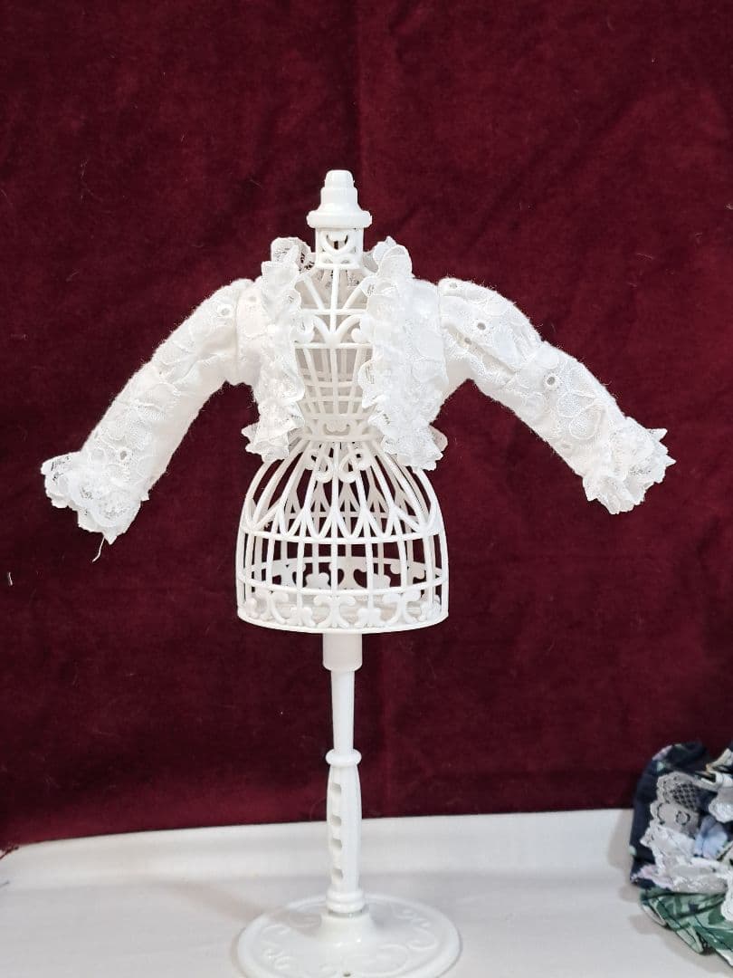 青色花柄ドレスと帽子のドール衣装