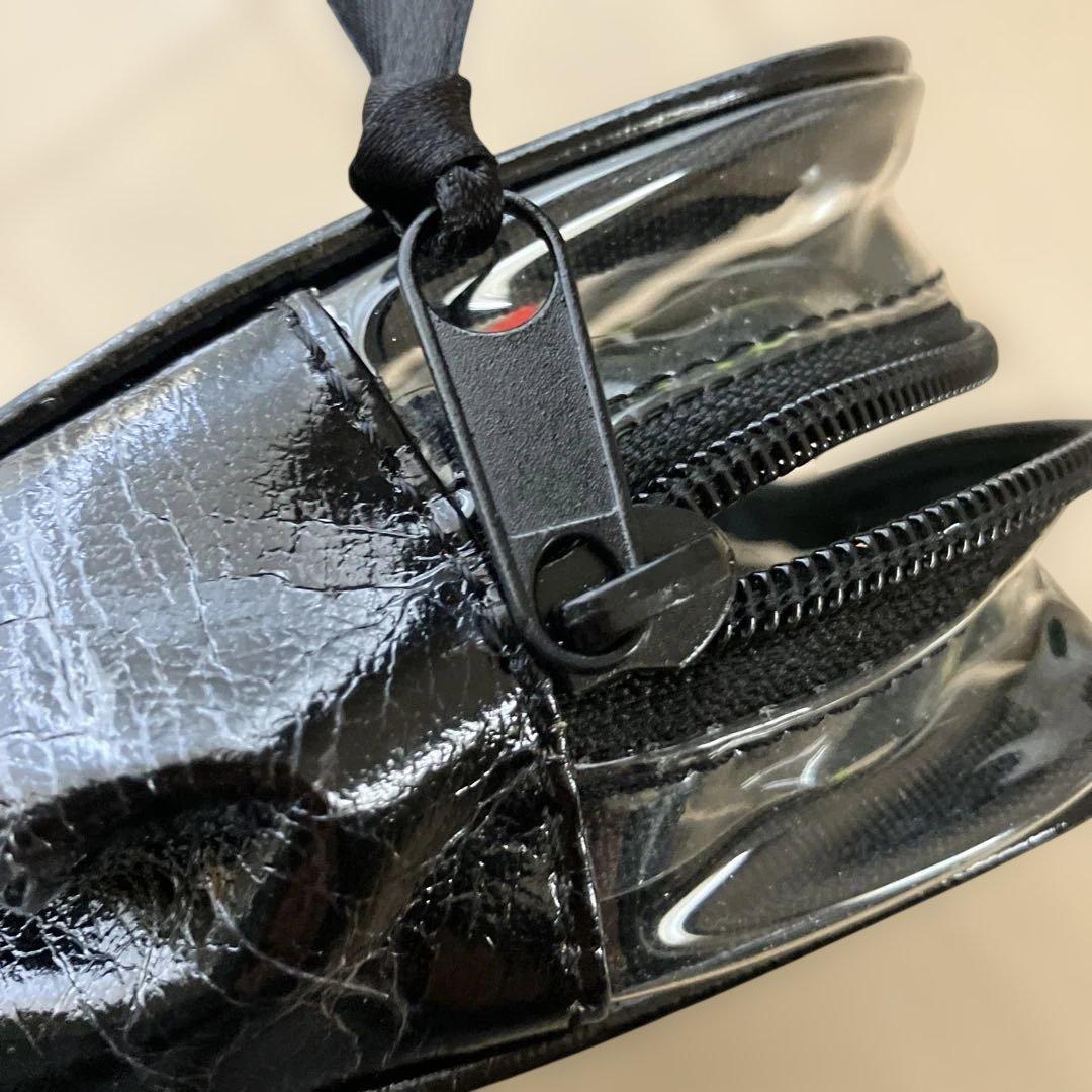 ハローキティ　ブラックフルーツ