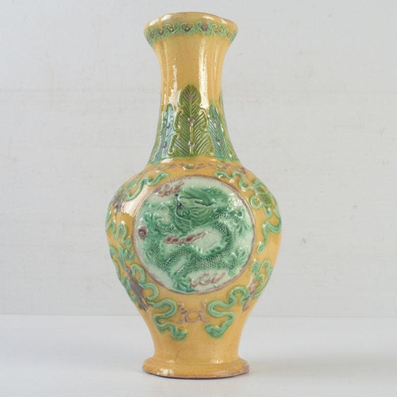 中国　大清光緒年製款　三彩　雲龍花草文瓶　花瓶　V　9593