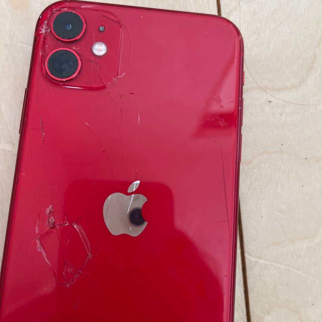Apple iPhone 7赤色 本体