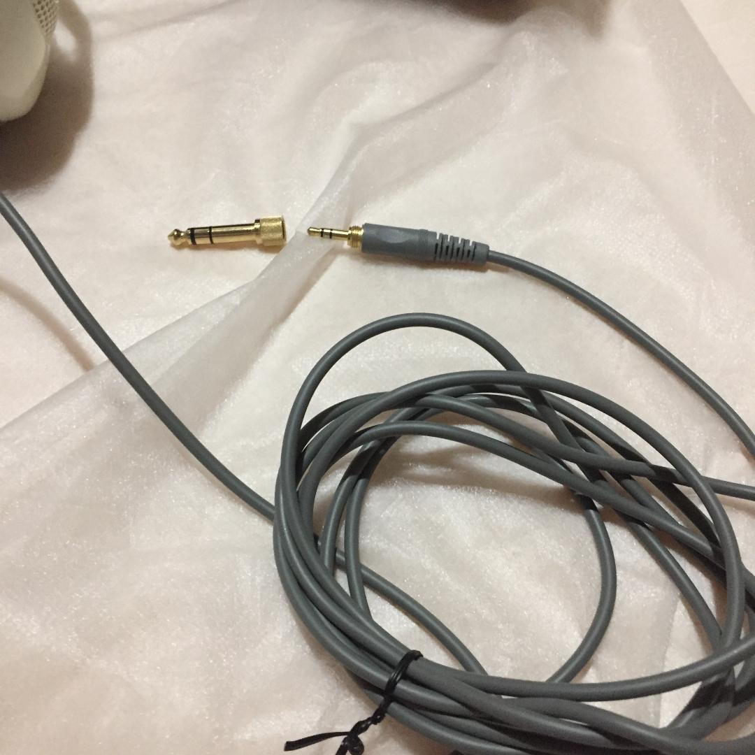 AKG K530 ヘッドフォン ヘッドホン　有線　モニター　スタジオ　リスニング