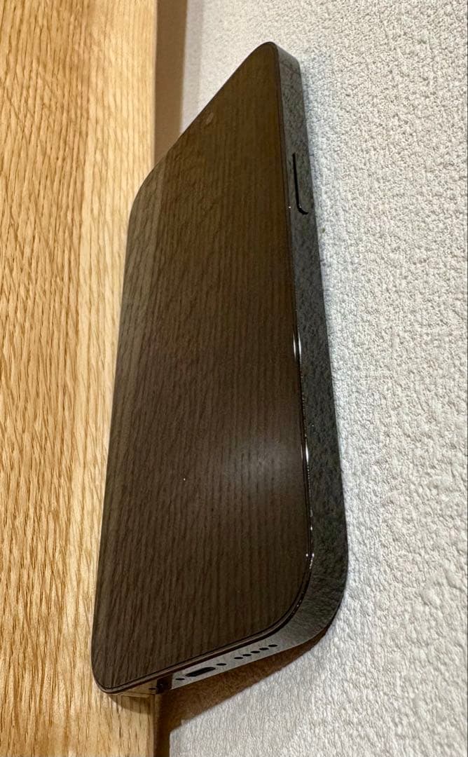 【Eldi nuradi】iPhone14Pro スペースブラック 128