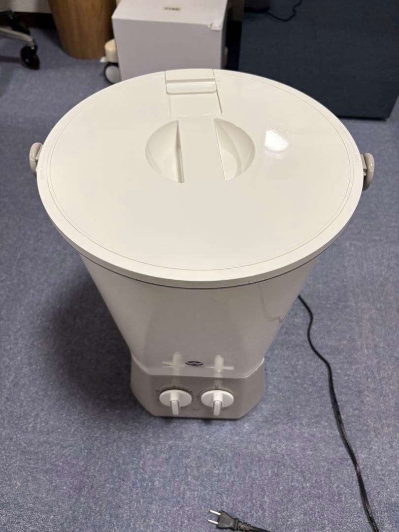 【送料込】シービージャパン 小型 バケツ洗濯機 ウォッシュボーイ TOM-12f