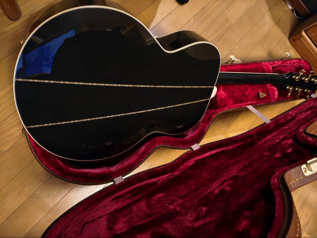 ギブソンGibson Elvis SJ-200 エルビス スーパージャンボ