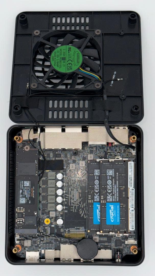 GEM12 Pro Max 8845HS ミニPC 32GB/1TB
