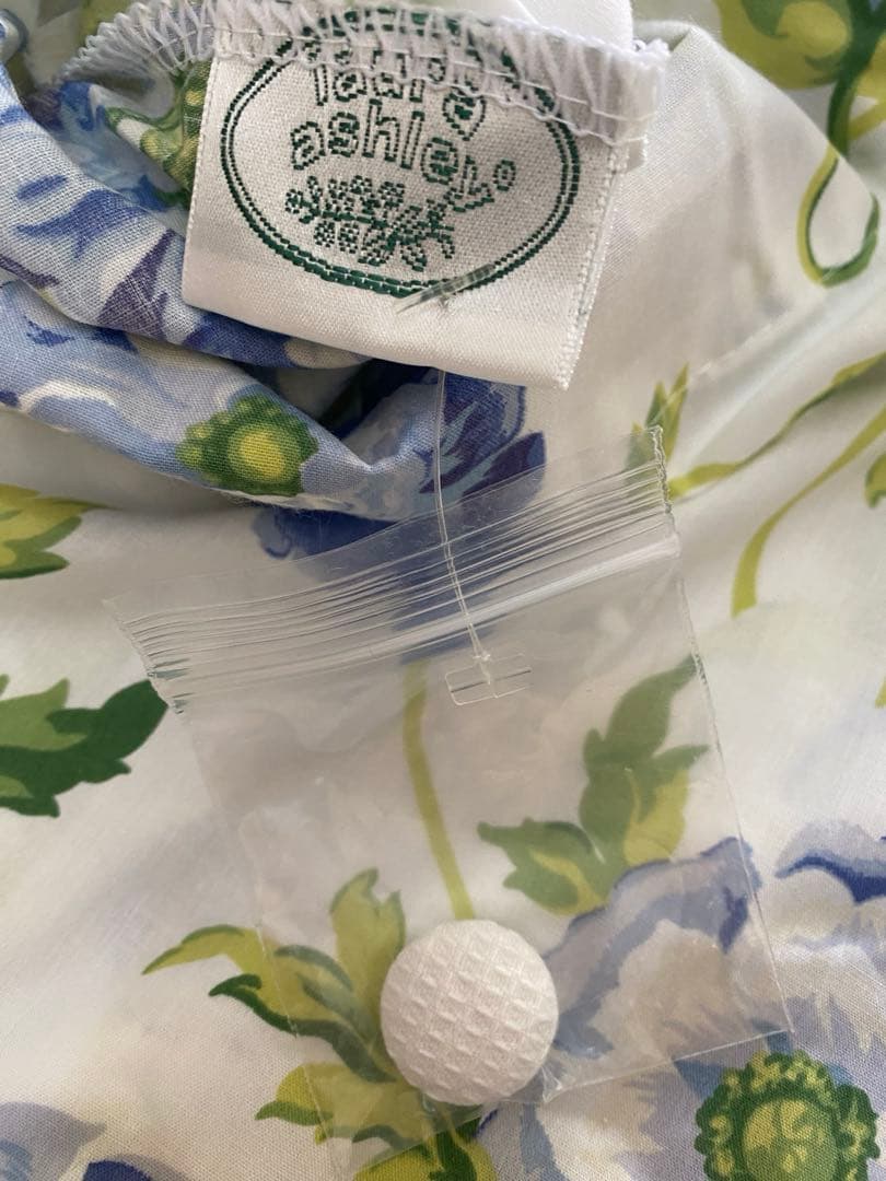 LAURA ASHLEY ローラアシュレイ