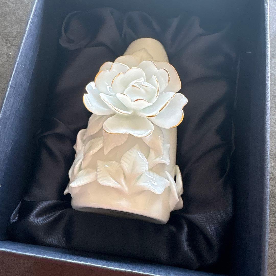 Harry Winston ノベルティ　一輪挿し