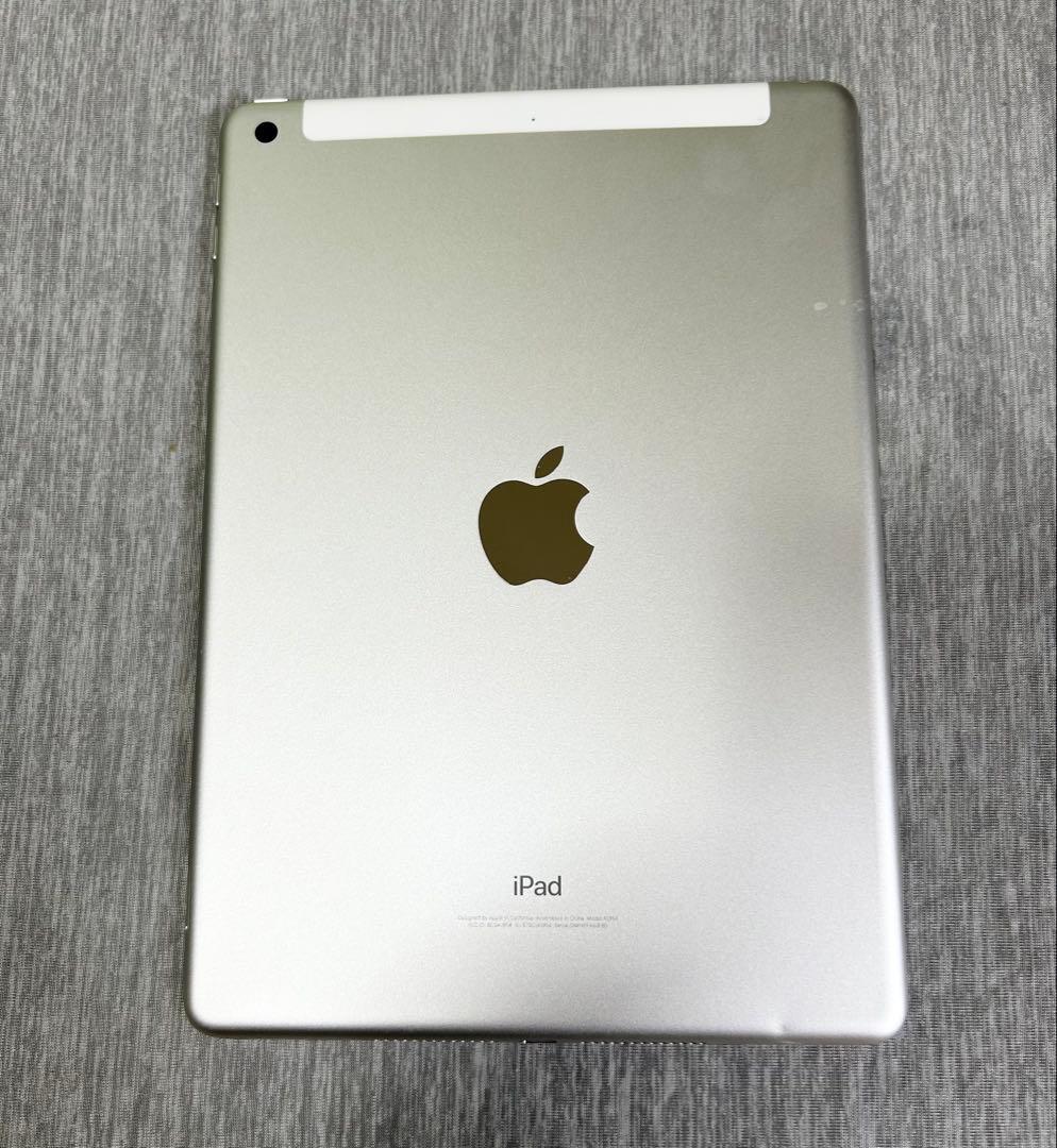 Apple iPad (第6世代) シルバー 32GB