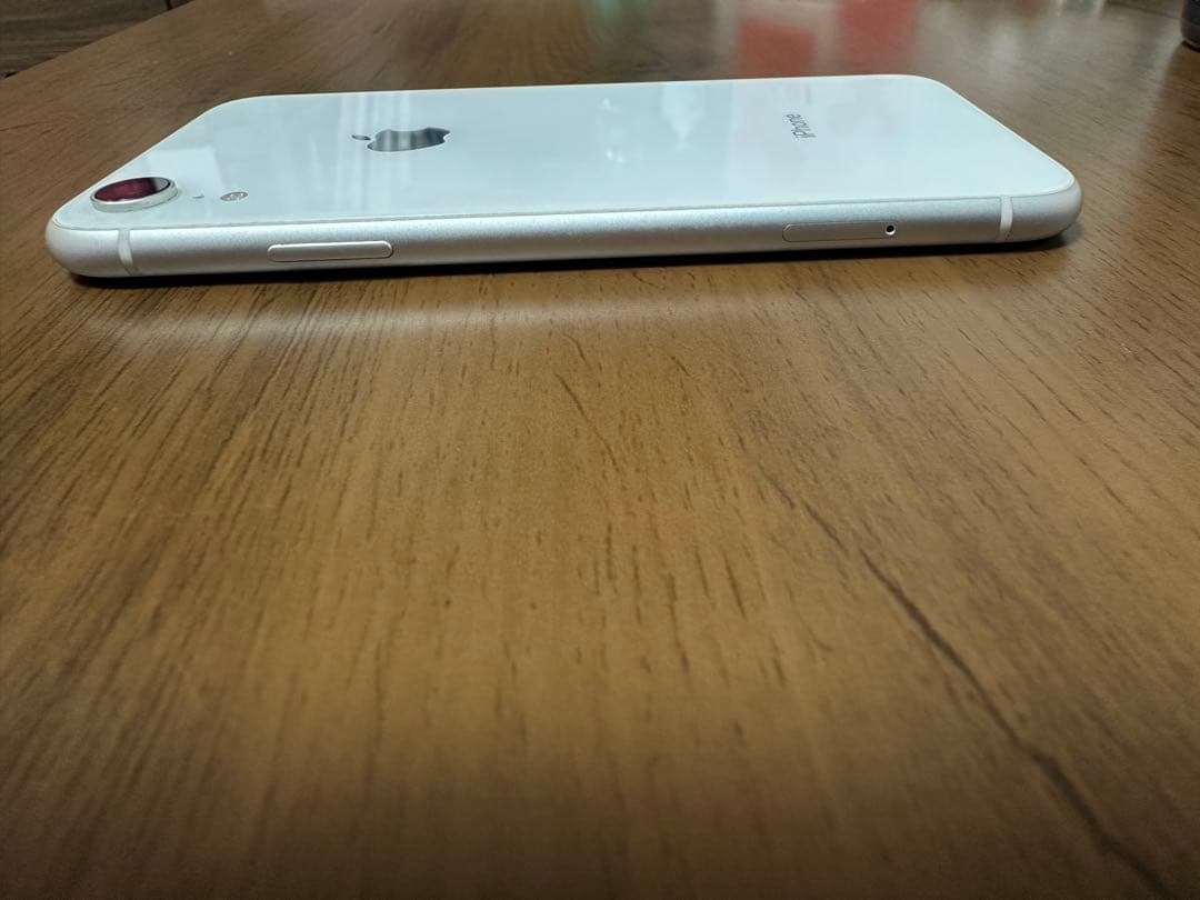 iPhone XR 64GB バッテリー82% iFaceケース付き