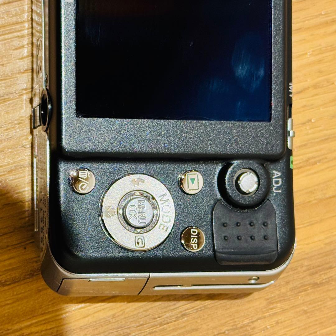 RICOH Caplio R7 シルバー 【充電器なし・動作確認済み】