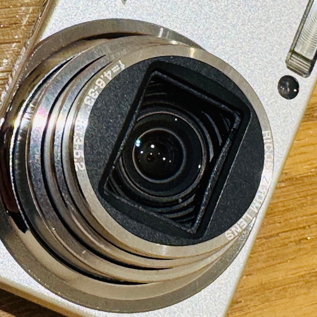 RICOH Caplio R7 シルバー 【充電器なし・動作確認済み】
