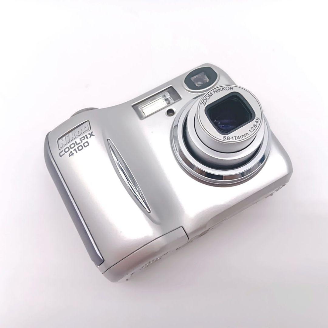 Nikon Coolpix 4100 コンパクトデジタルカメラ
