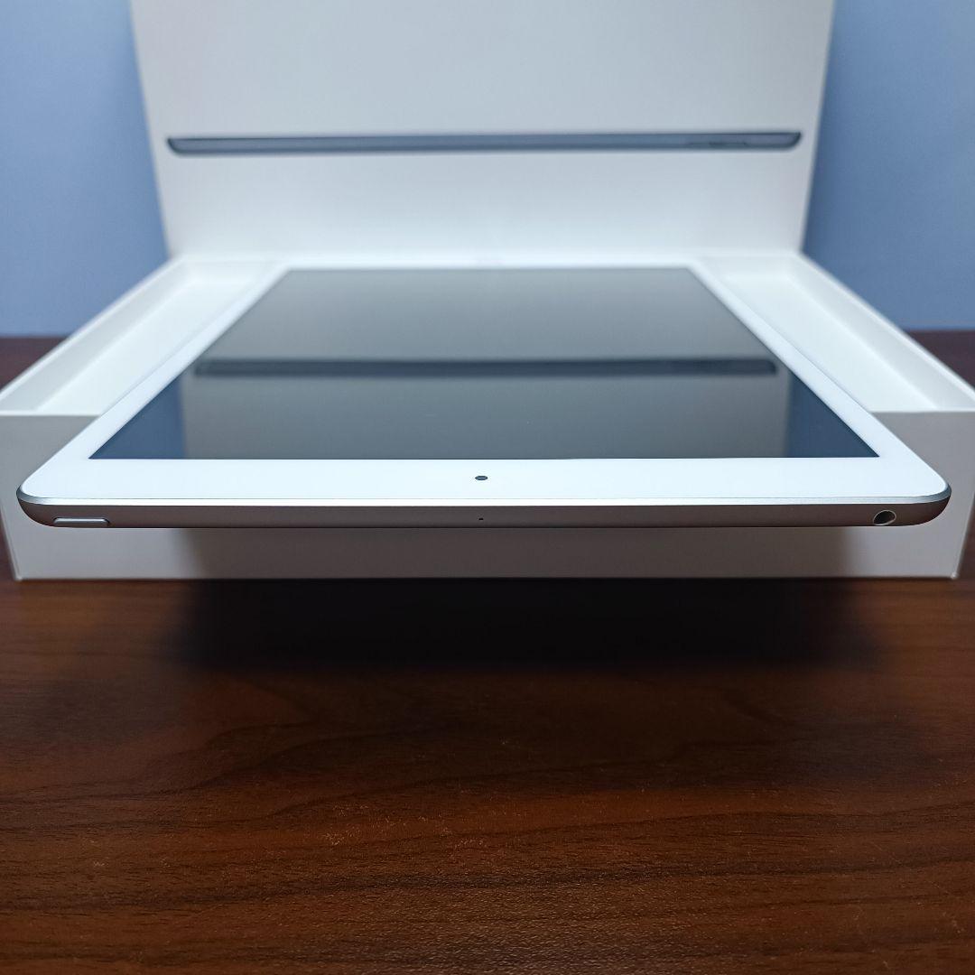 (美品) iPad 第7世代 WiFi 32GB、Keyboard、Pencil