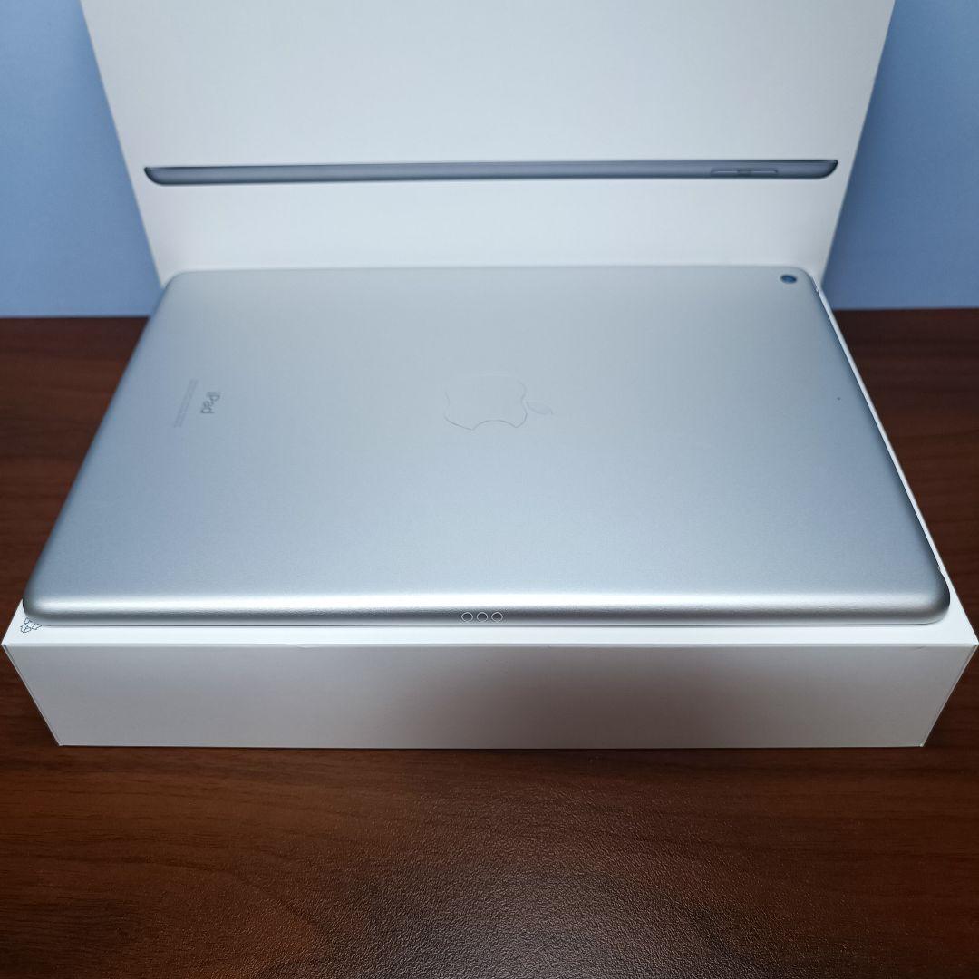 (美品) iPad 第7世代 WiFi 32GB、Keyboard、Pencil