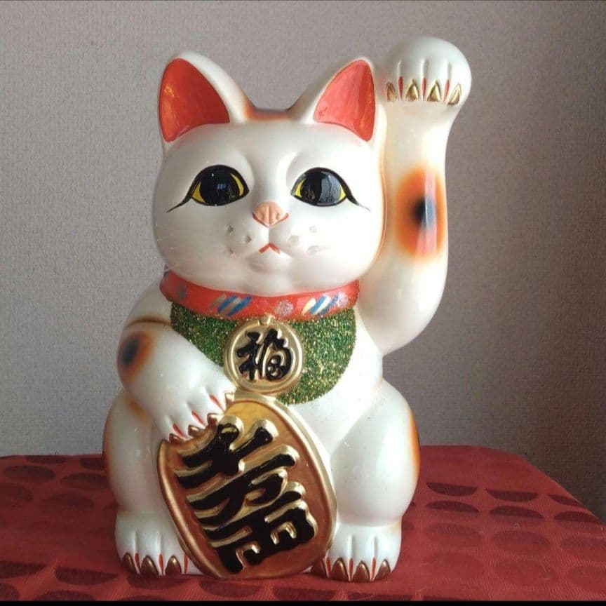 3/1迄限定値引✨人呼び、千客万来招き猫》白猫左手上げ８号手長 特別製作現品限り