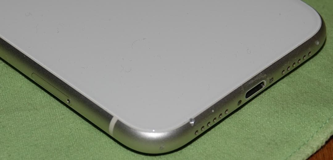 ◆iPhone11ホワイト◆128GB◆ジャンク品◆バッテリー73%◆